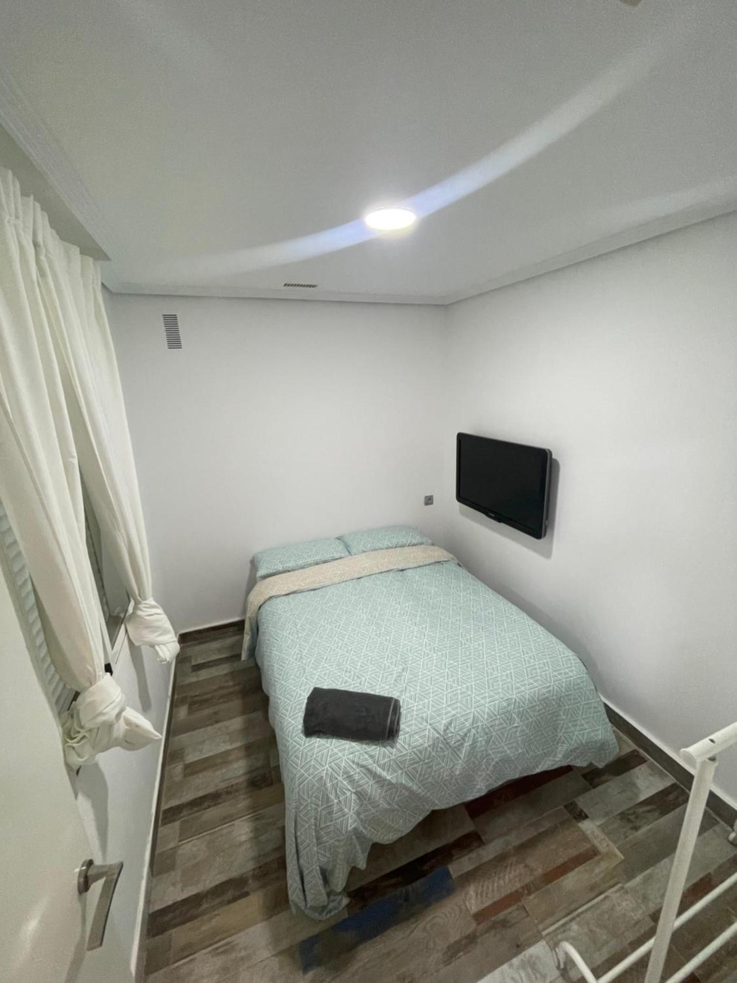 Infinity Apartment Alicante Esterno foto